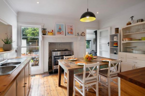Sausalito Daylesford Dog Friendly